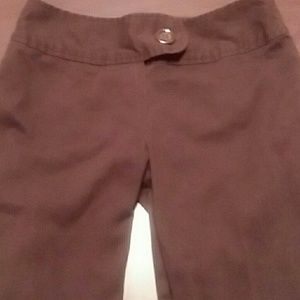 Brown small 2-4 size kackies